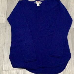 Cashmere sweater size medium